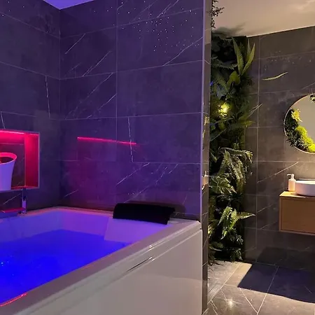 Loving Cocooning Avec Jacuzzi « la Terre » * Jujurieux